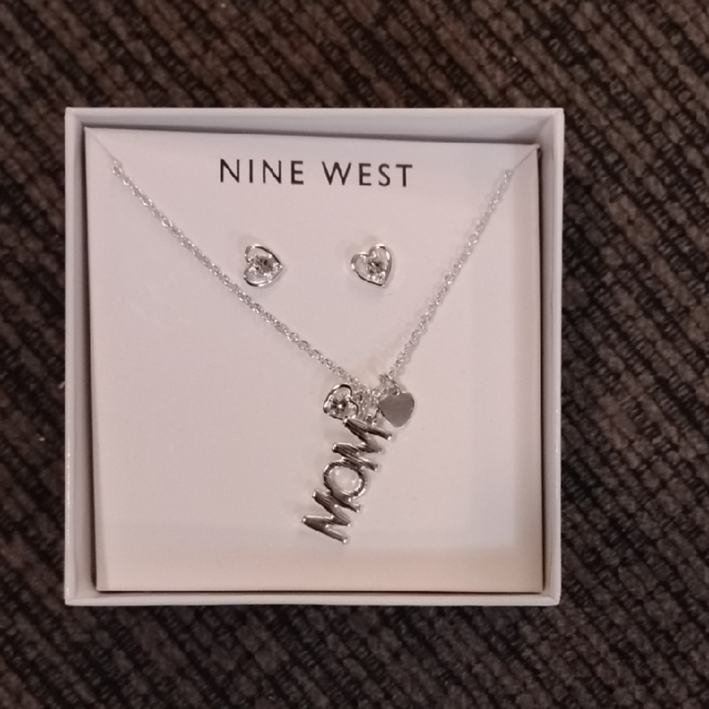 Nine West Silver 'MOM' Necklace and Heart Earrings